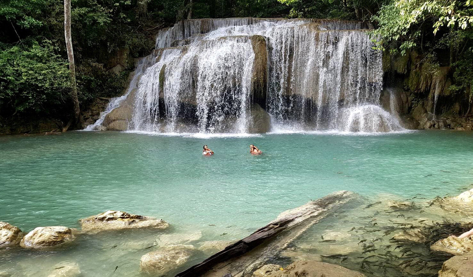 DecouvCascade d’Erawan, train de la mort et bateau sur la rivière Kwai 